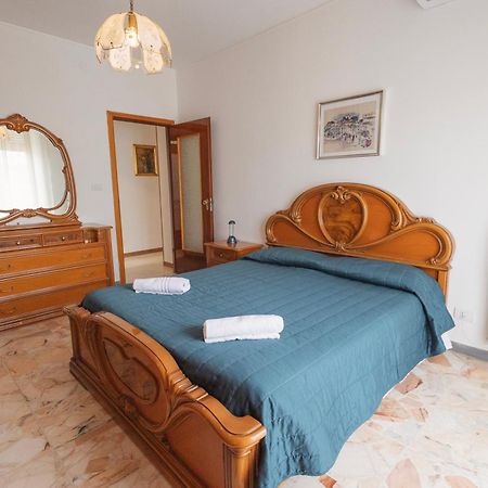 Apartament La Casa Della Posta Vallecrosia Zewnętrze zdjęcie
